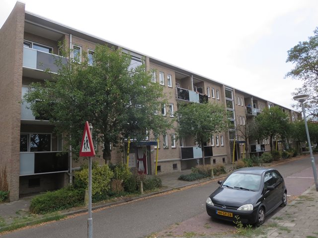 Veestraat 94