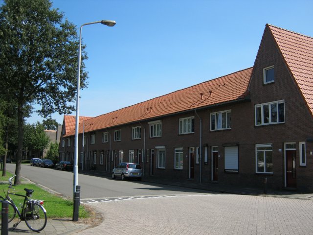 Hogeweg 166