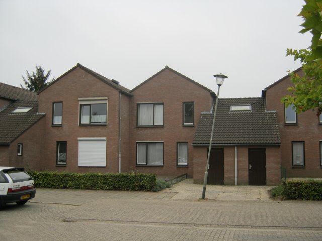 Pastoor Ellerstraat 9