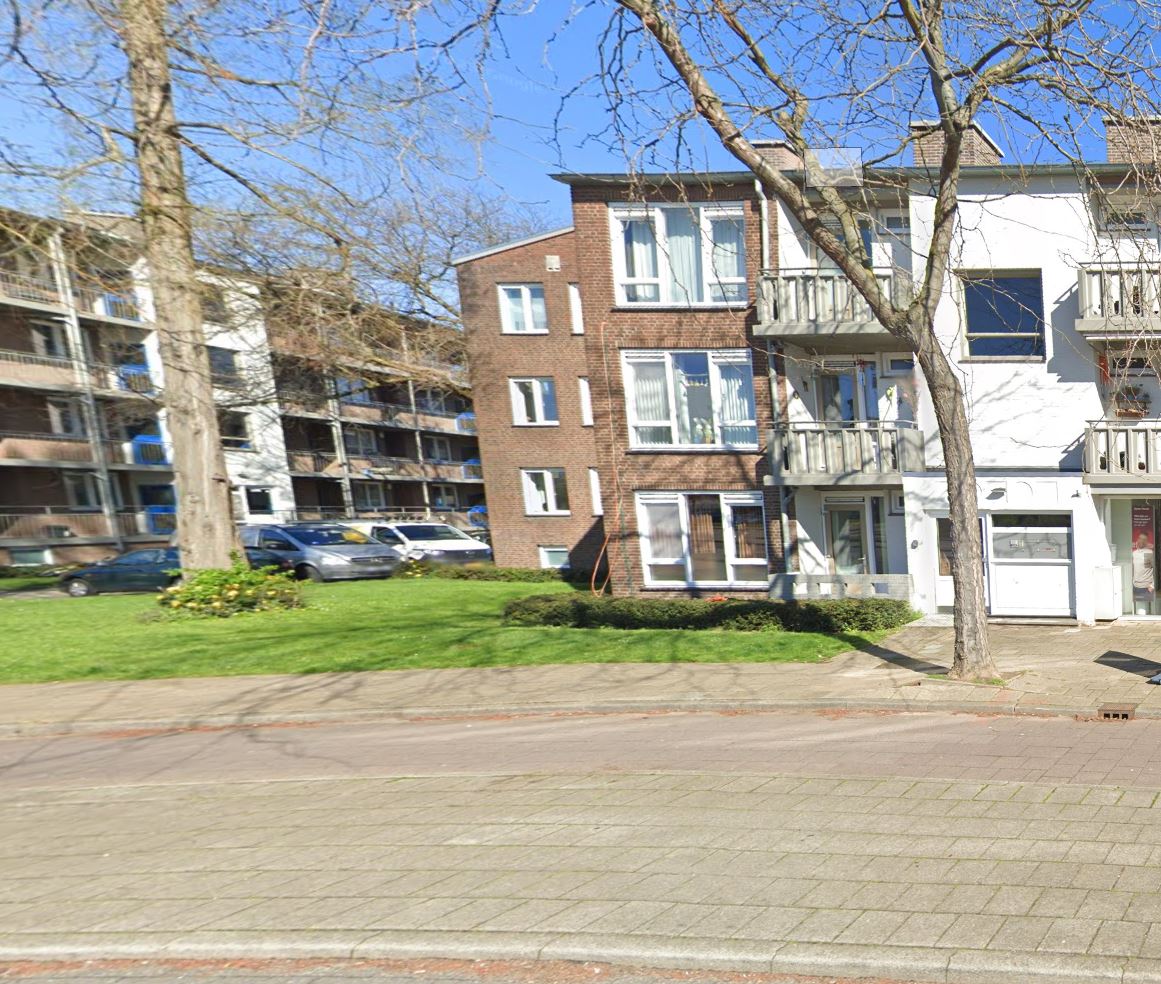 Oranjelaan 23, 6042 BB Roermond, Nederland