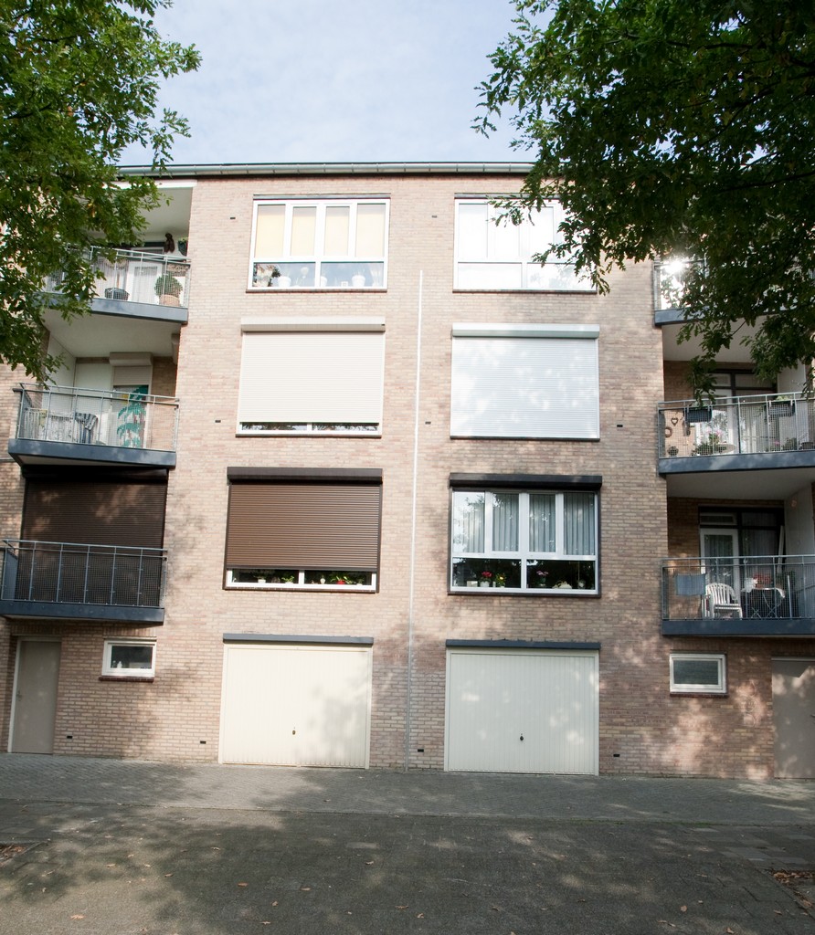 Pastoor Honeestraat 102