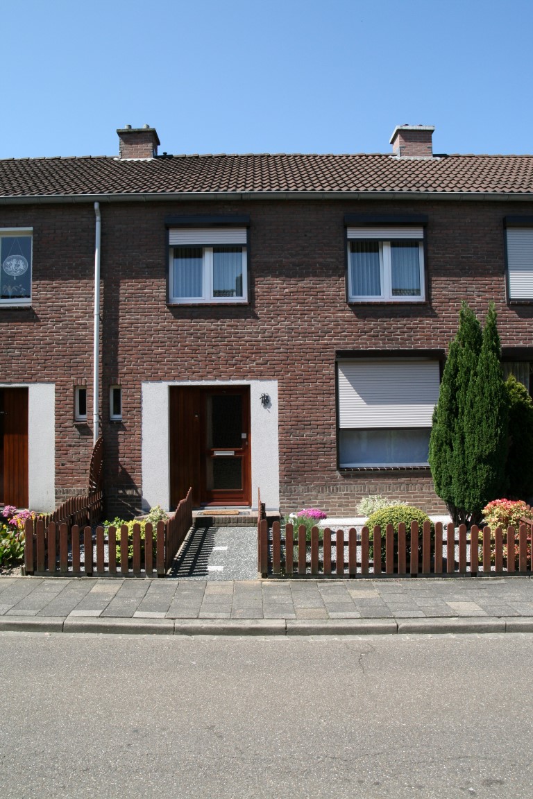 Pastoor Erensstraat 16, 6374 SW Landgraaf, Nederland