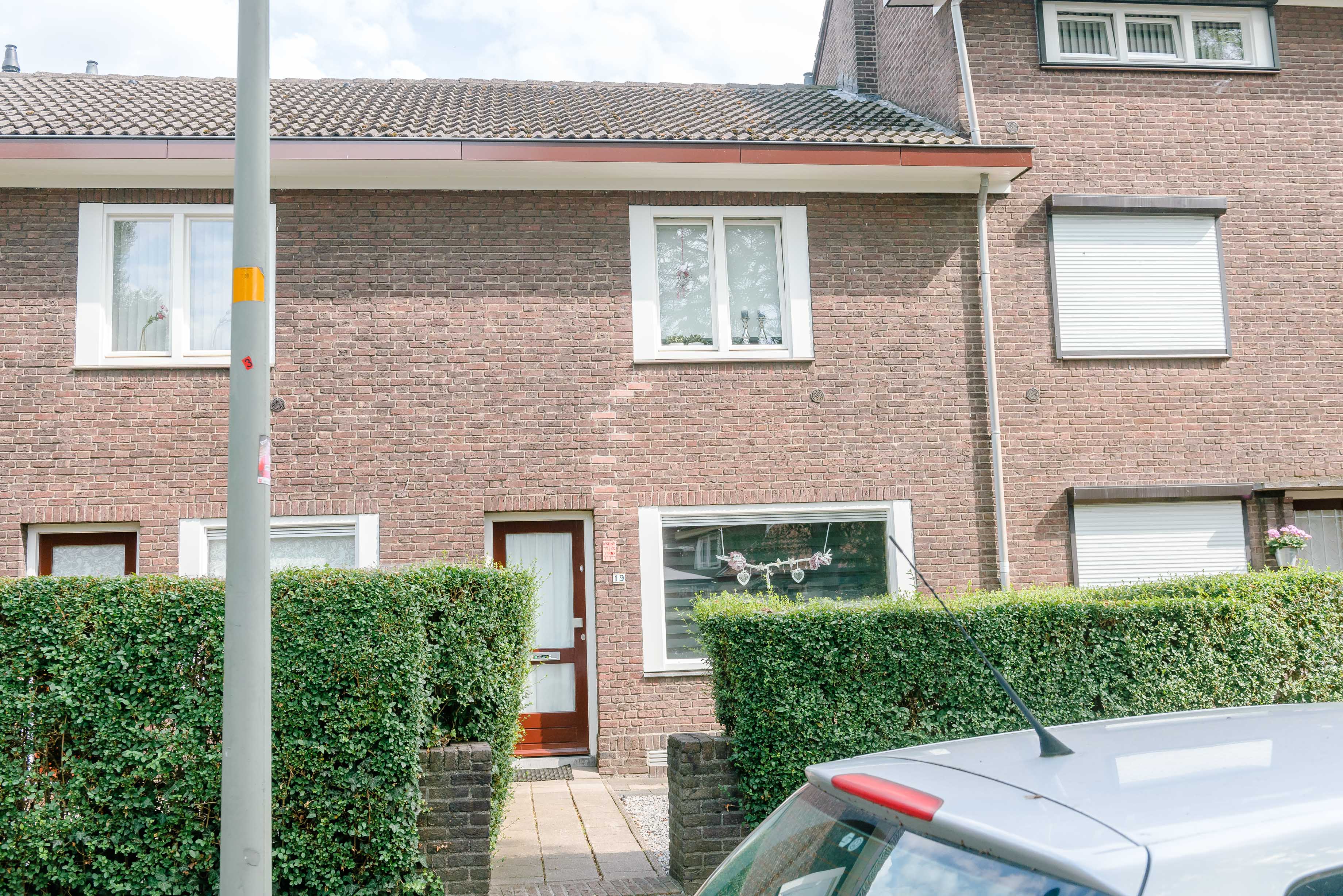 Tussenwoning te huur: Gebroeders van Limburgstraat 19, Boschpoort Maastricht
