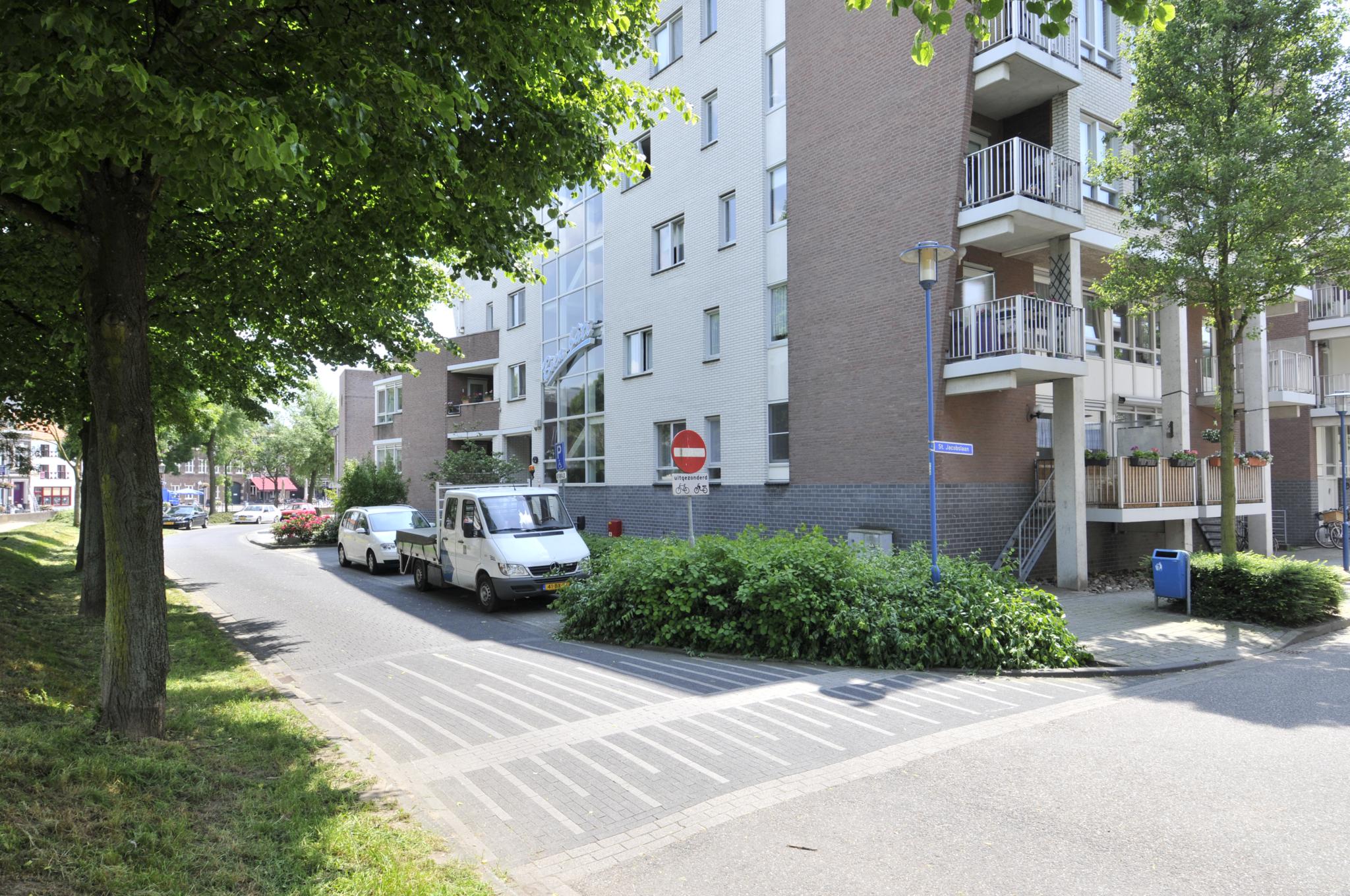 Appartement te huur: Vismarkt 96, Voorstad Roermond