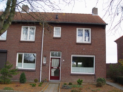 Hoekwoning te huur: Dokter Poelsplein 4, Schilberg Echt