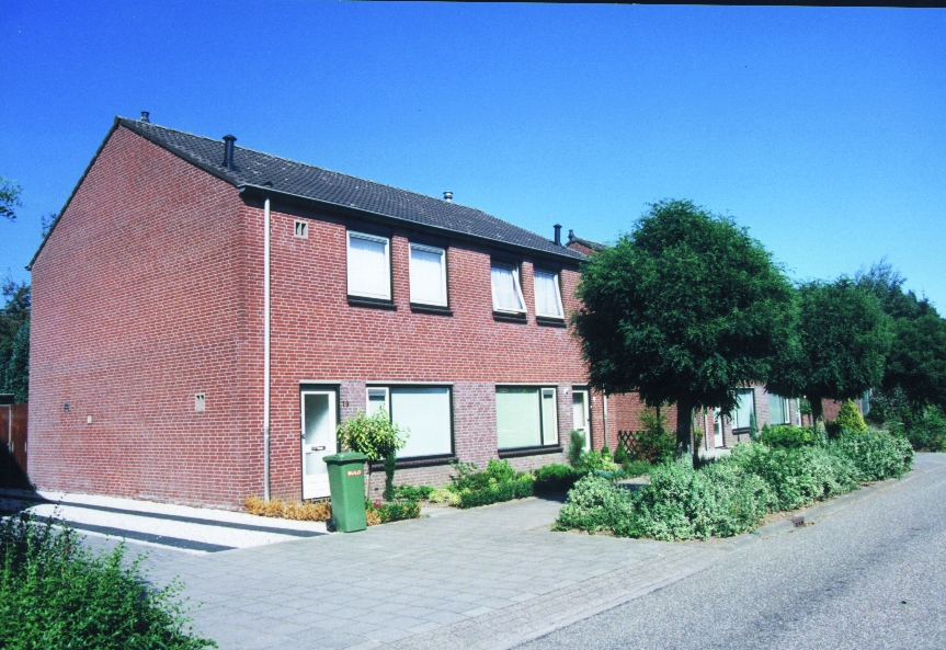 Twee-onder-één-kap te huur: Kloosterstraat 18, Oostrum Oostrum