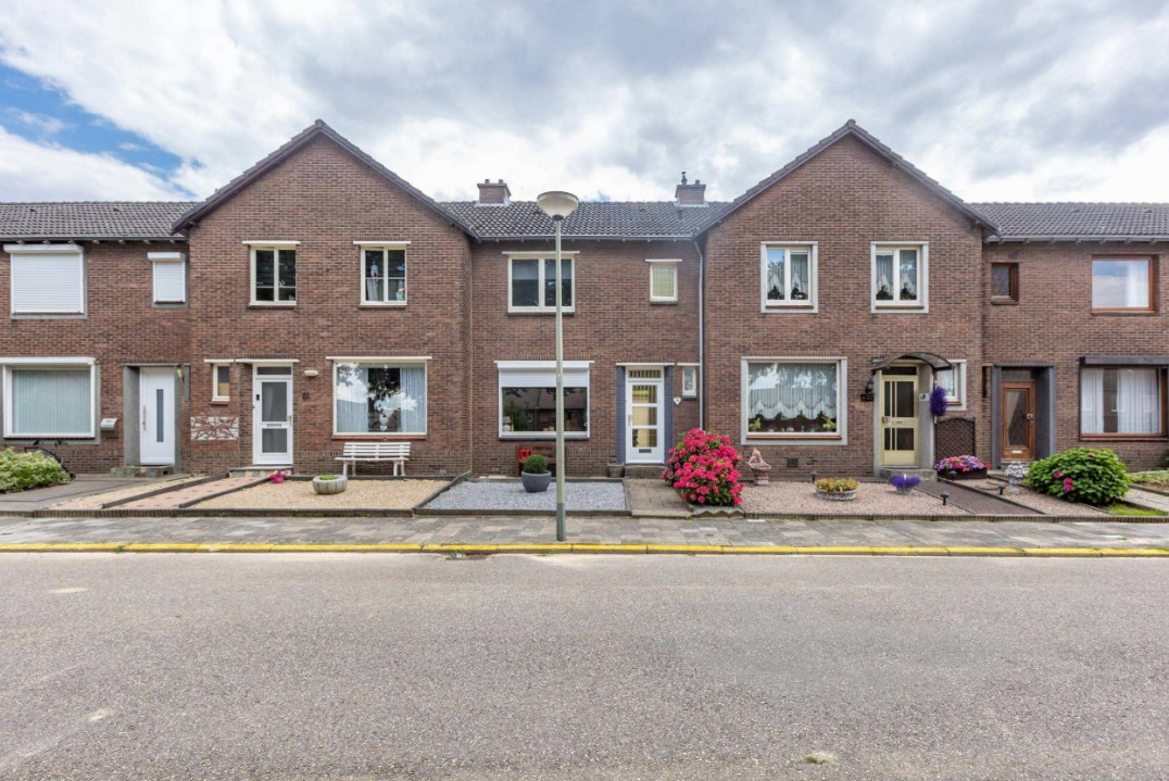 Tussenwoning te huur: Pastoor Welterstraat 29, Waubach Landgraaf