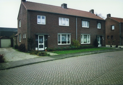 Corner house for rent: St. Aldegundisplein 5, Maasbree-centrum Maasbree
