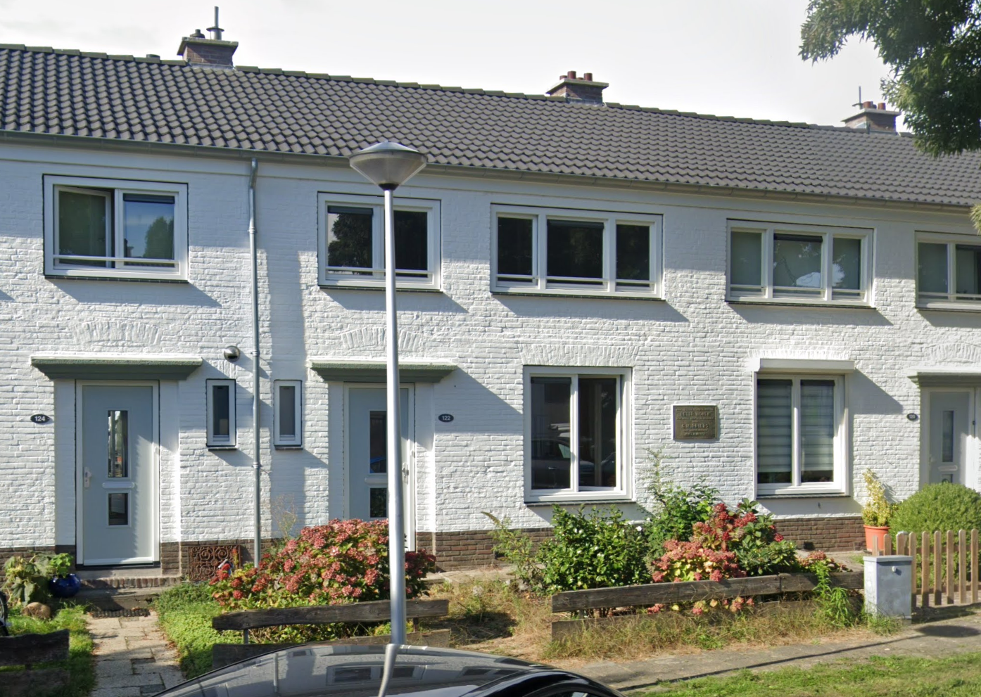 Tussenwoning te huur: Henri Jonaslaan 122, Caberg Maastricht