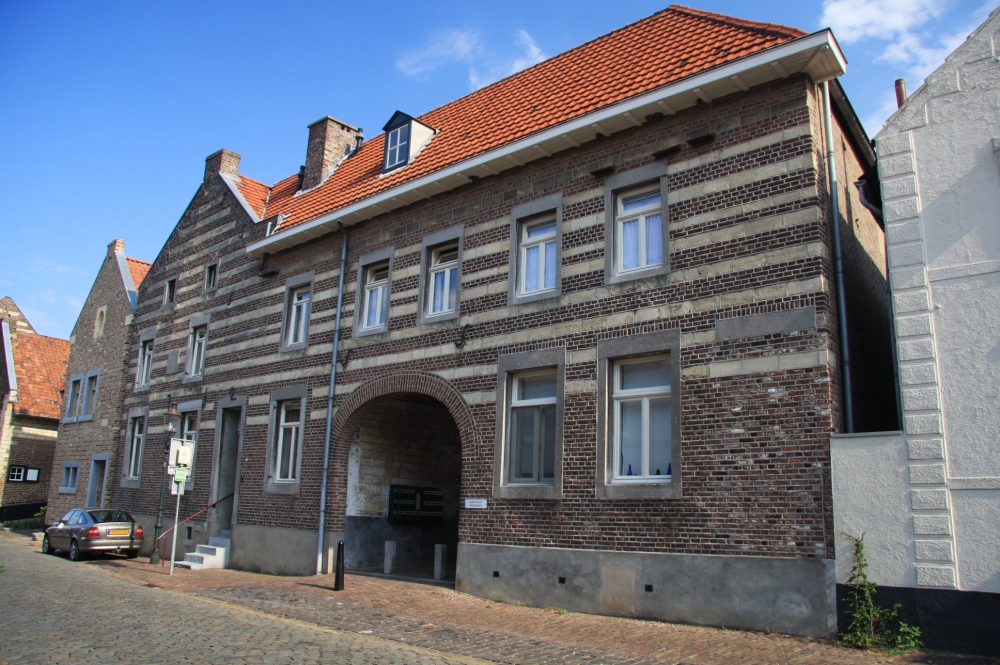 Appartement te huur: Dorpstraat 7H, Elsloo Elsloo
