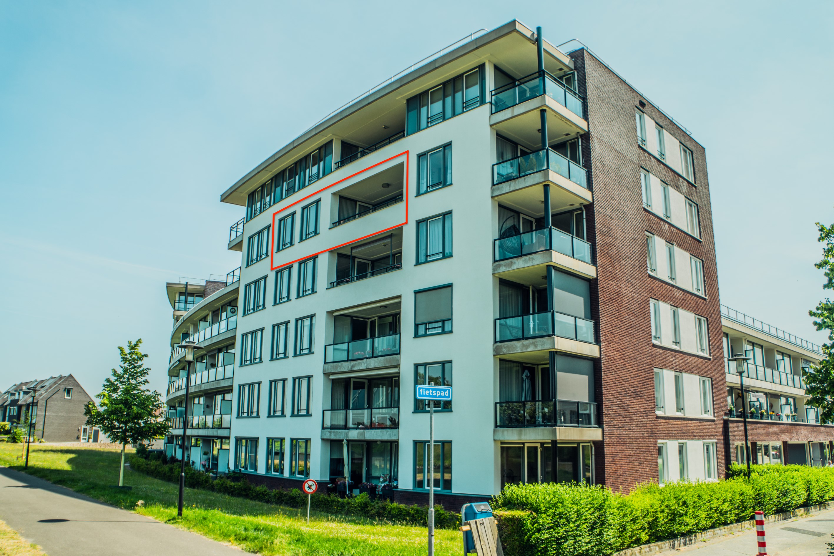 Appartement te huur: Marktschip 65, Urmond ten oosten van Julianakanaal Urmond