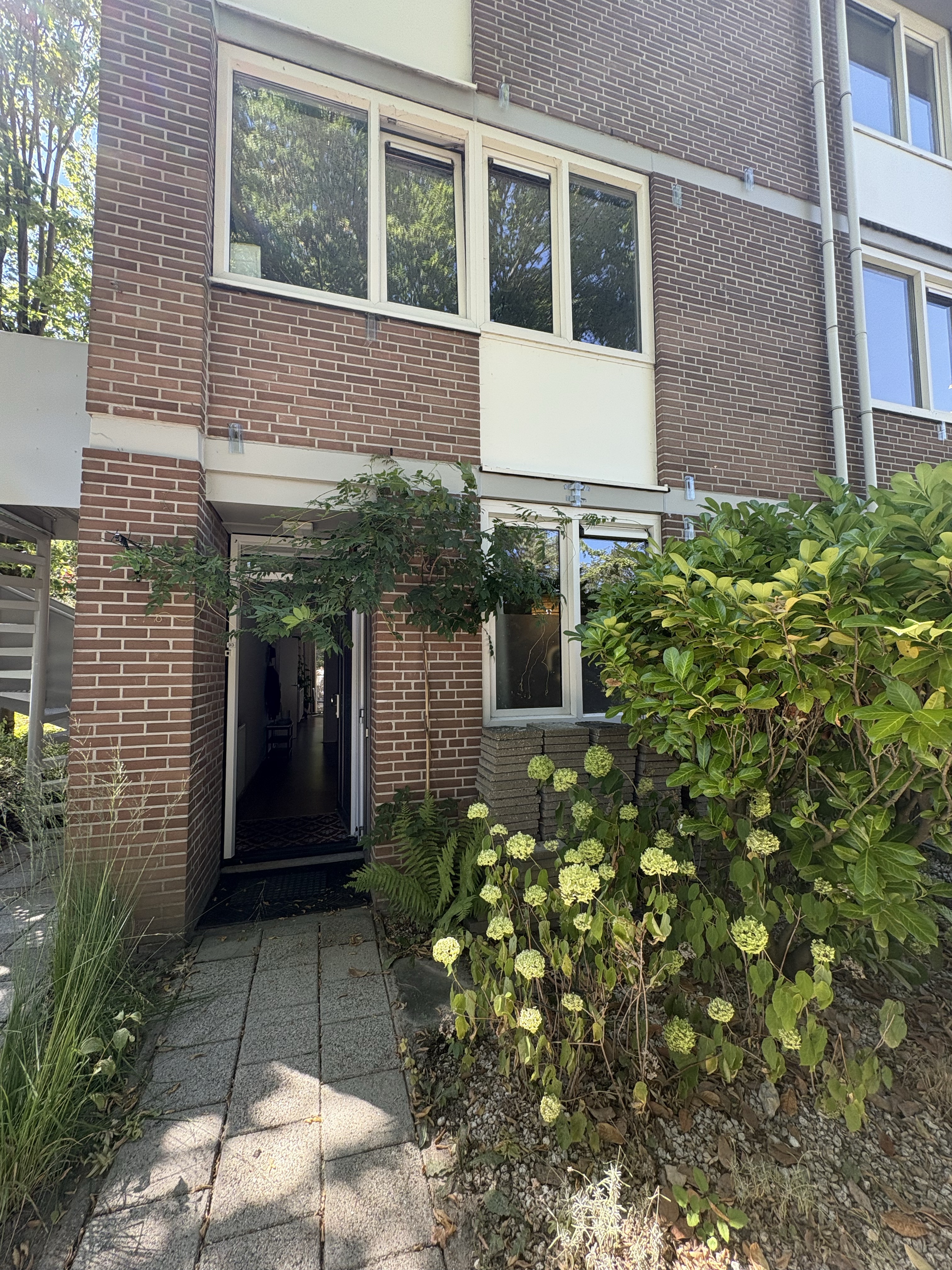 Appartement te huur: Eurenderweg 93, Douve Weien Heerlen