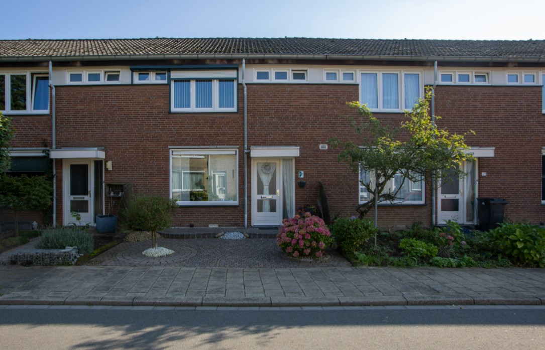 Tussenwoning te huur: Burgemeester Coonenlaan 25, Hoefveld Landgraaf
