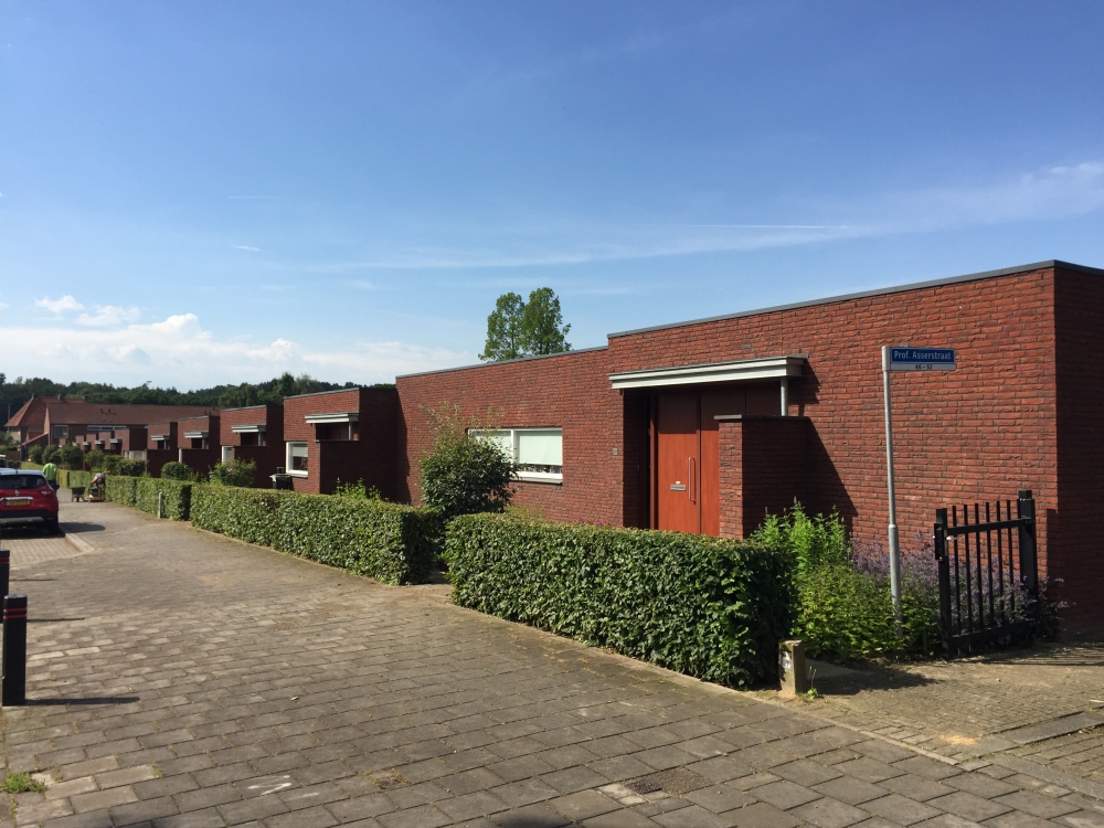 Tussenwoning te huur: Prof. Debyestraat 19, De Dem en omgeving Hoensbroek
