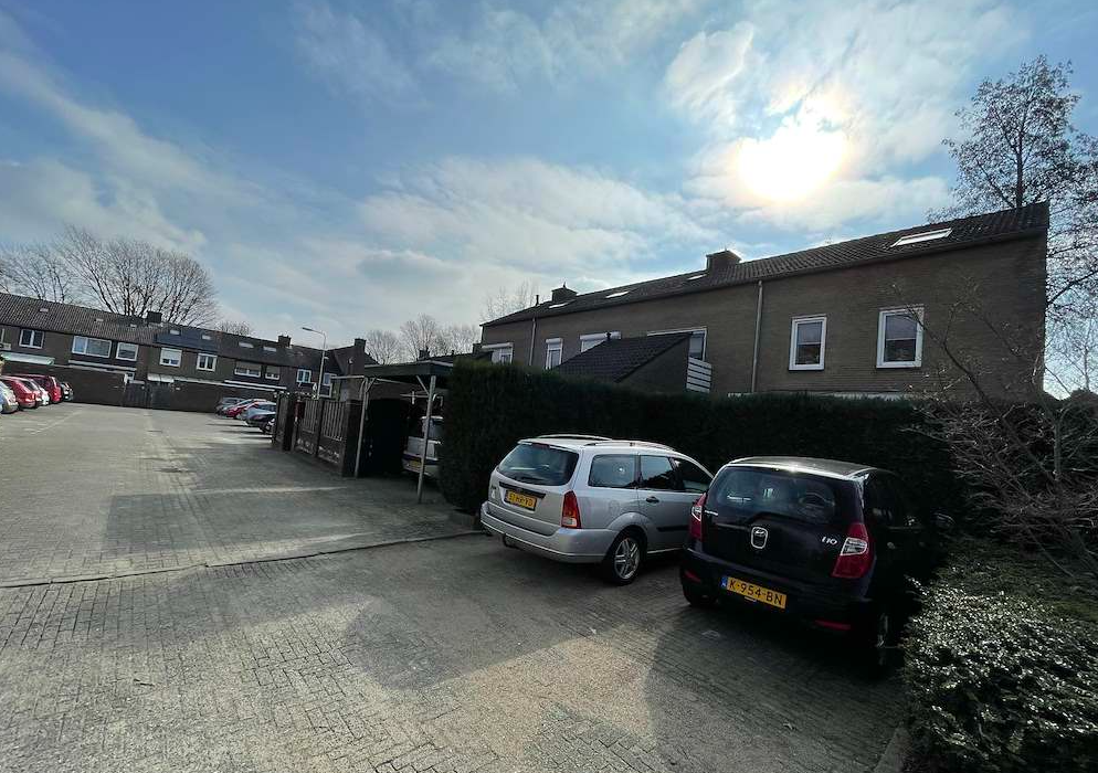 Terraced house for rent: Cruyshaag 2, De Heeg Maastricht