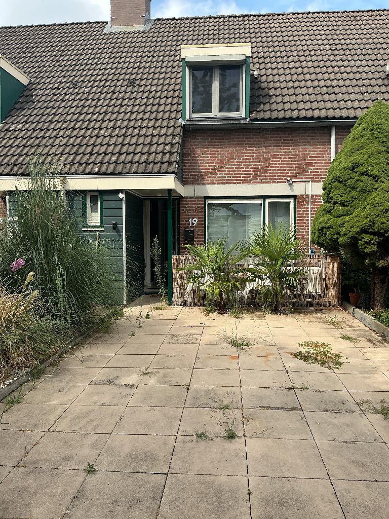 Tussenwoning te huur: Ringovenstraat 19, Munstergeleen Munstergeleen
