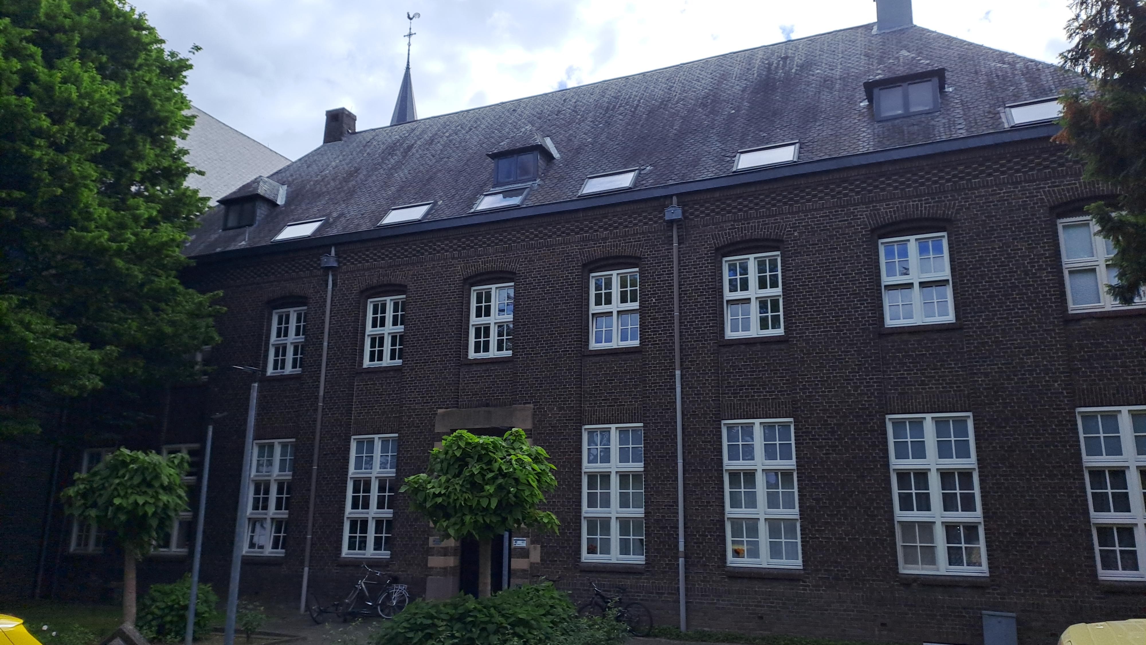 Studio te huur: Kromstraat 42K, Ophoven Sittard