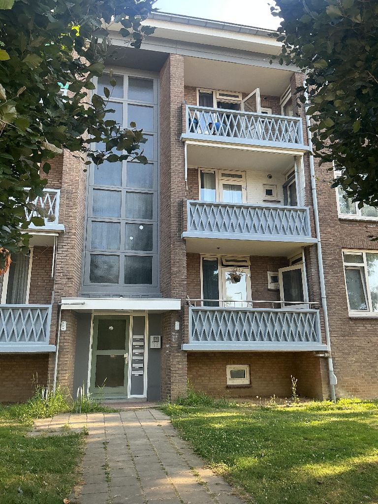 Appartement te huur: Mgr. Rijckersstraat 1II, Ophoven Sittard
