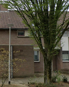 Terraced house for rent: Boven Devoonstraat 3, Zeswegen Heerlen