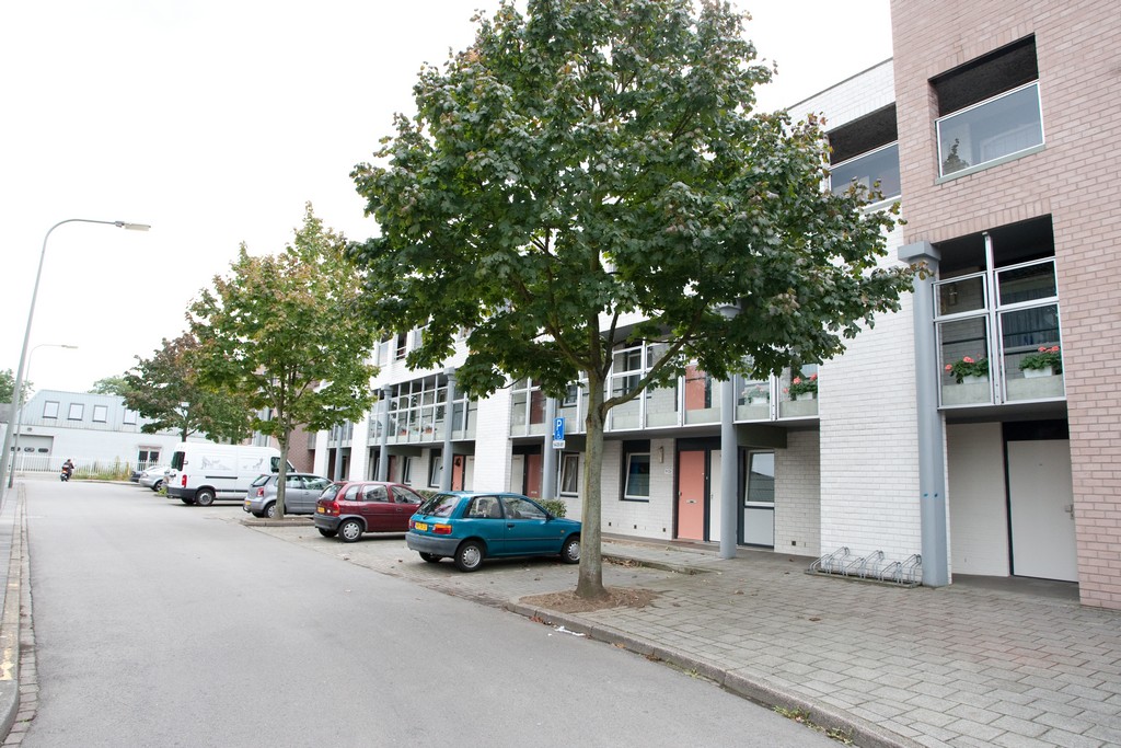 Appartement te huur: Burgemeester Lespinassestraat 1C-11, Scharn Maastricht