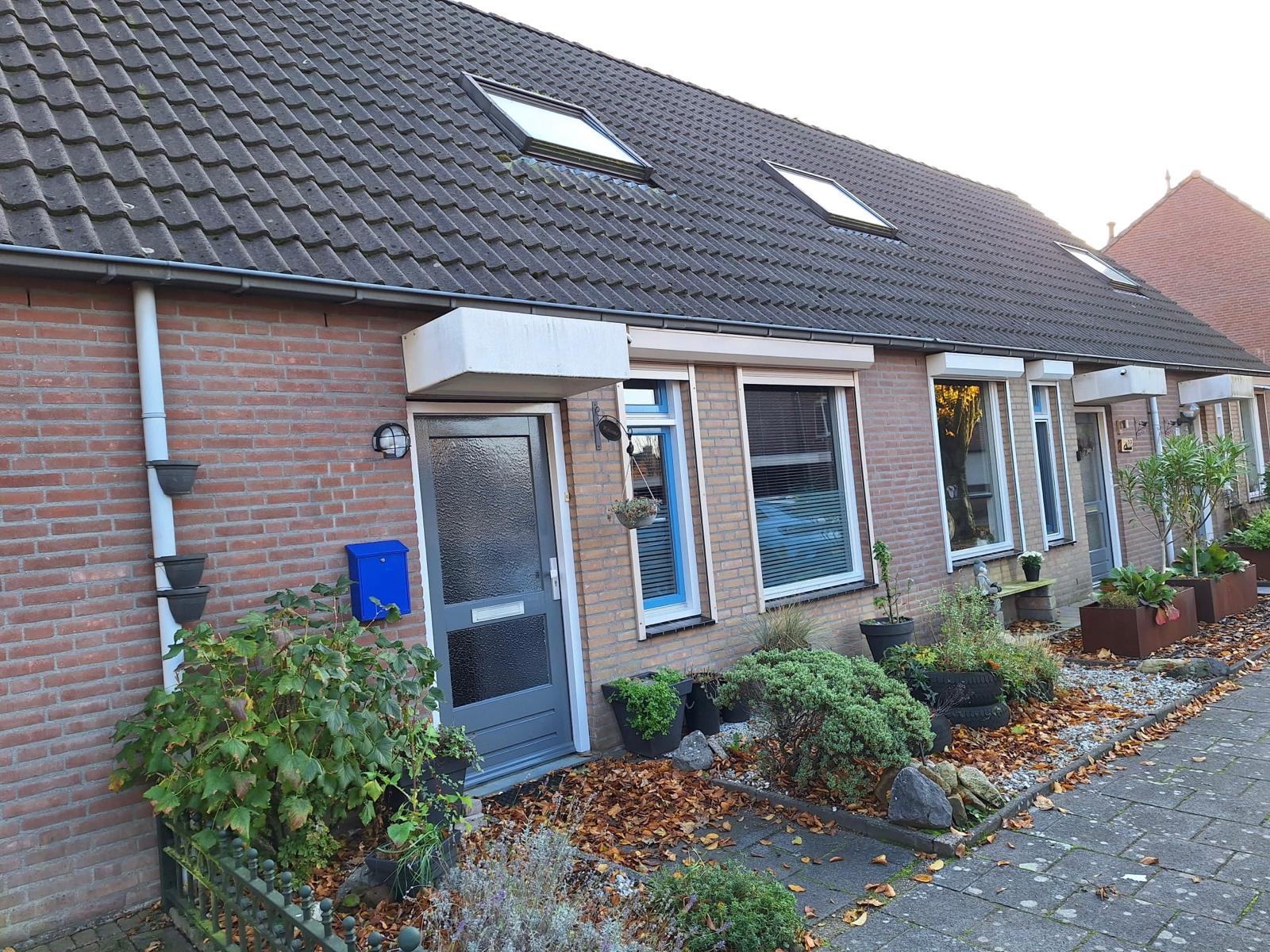 Terraced house for rent: Koningskaars 14, Landweert 2 Venray