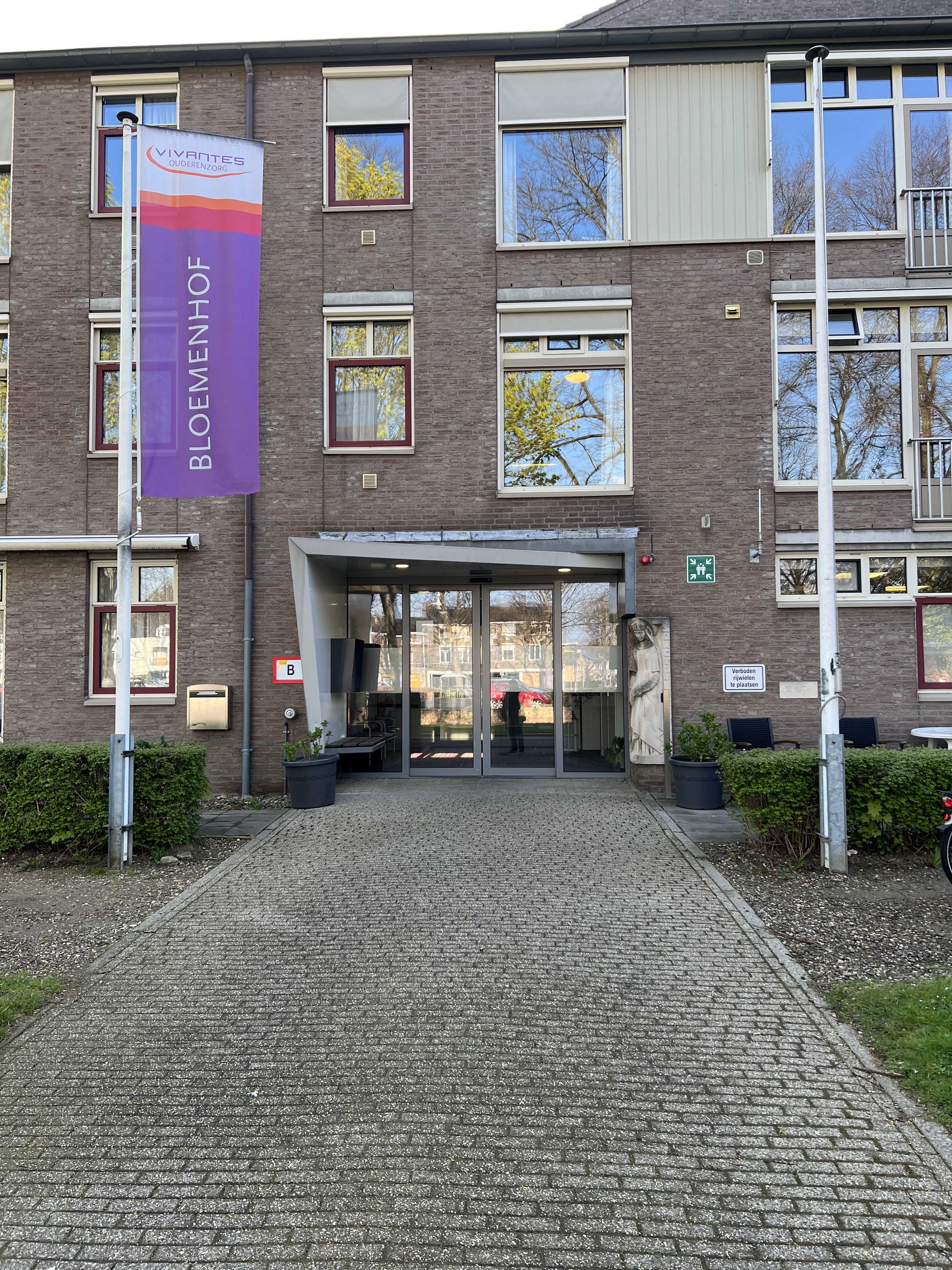 Bloemenhof 60