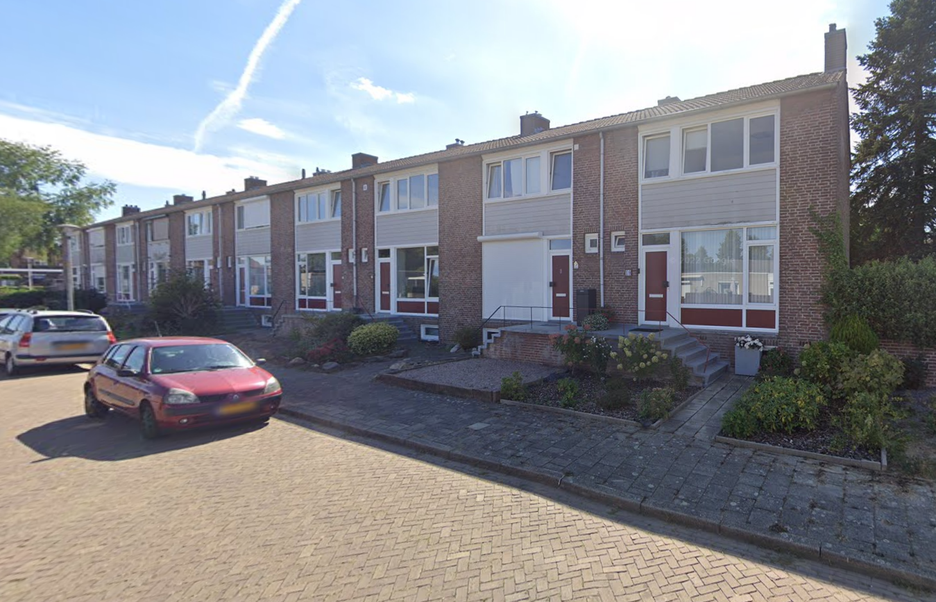 Burgemeester Mannensstraat 15, 6433 CV Hoensbroek, Nederland