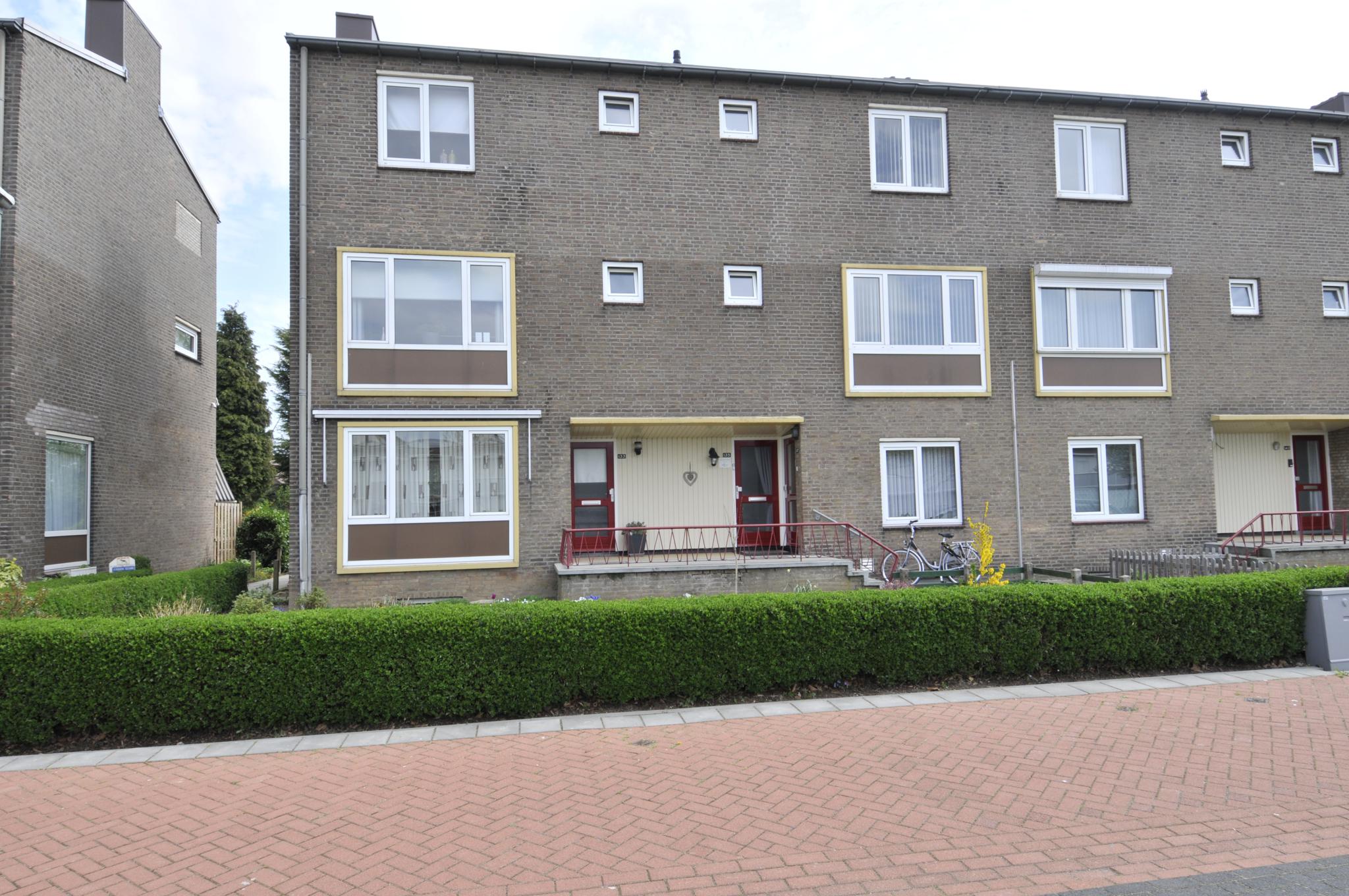 Bredeweg 135, 6042 GD Roermond, Nederland